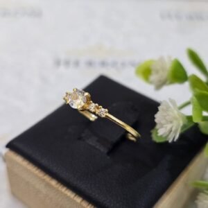 Anel Aisha em Ouro Amarelo 18K