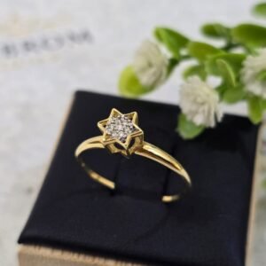 Anel Alina em Ouro Amarelo 18K